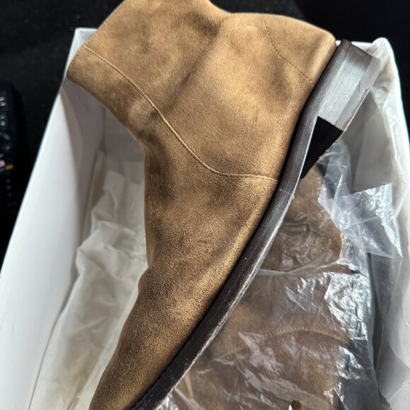 Balenciaga Suede Chelsea Boot (suede) - Picture 2 of 5